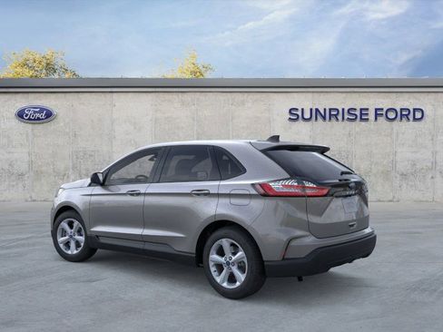 New 2024 Ford Edge SE image 4