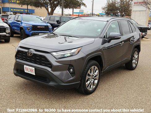 Used 2023 Toyota RAV4 XLE Premium image 1