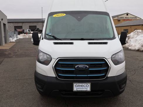 Used 2022 Ford E-Transit 148 High Roof Extended image 3