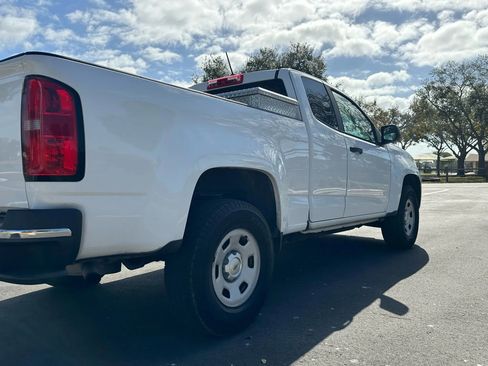 Used 2016 Chevrolet Colorado W/T w/ WT Convenience Package image 5