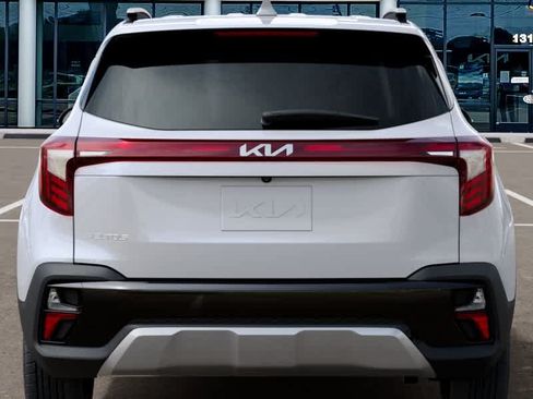 New 2026 Kia Seltos EX FWD image 13