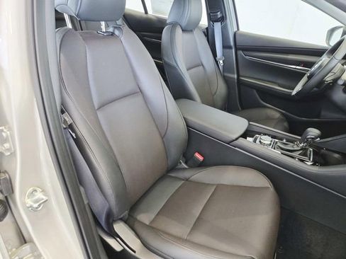 New 2025 MAZDA MAZDA3 2.5 Turbo Sedan w/Premium Plus image 13