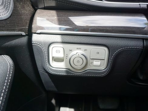 Used 2020 Mercedes-Benz GLE 350 4MATIC image 5