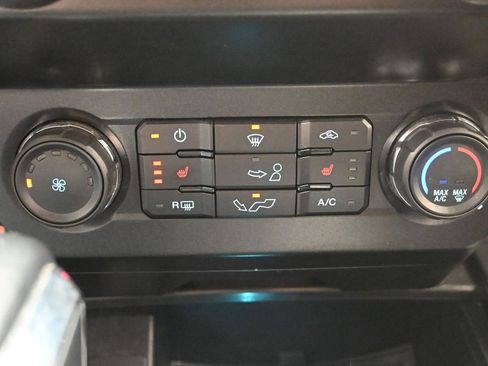 Used 2020 Ford F150 XLT w/ Equipment Group 302A Luxury image 21