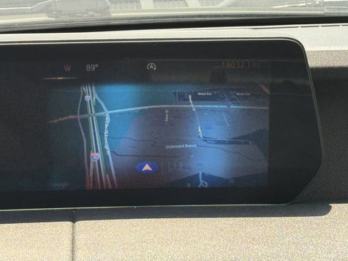 Used 2025 Ford Expedition Platinum AWD/4WD image 17