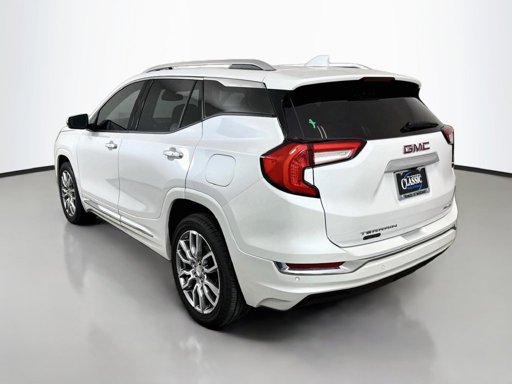 Used 2023 GMC Terrain Denali AWD/4WD image 5