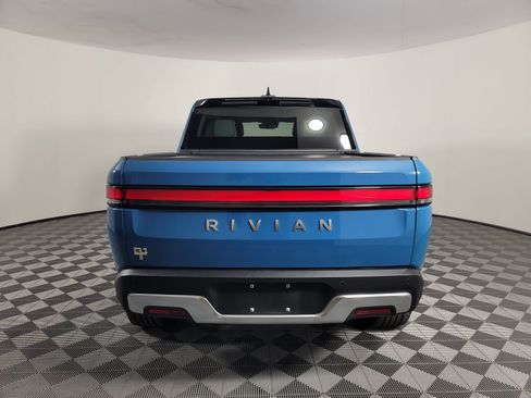 Used 2022 Rivian R1T Adventure AWD/4WD image 4