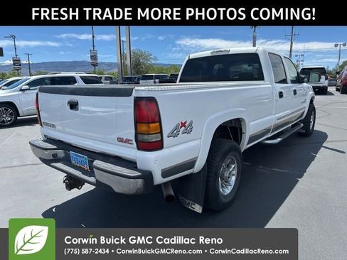 Used 2004 GMC Sierra 2500 SLT w/ Heavy-Duty Power Package AWD/4WD image 5