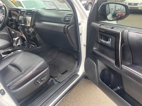 Used 2016 Toyota 4Runner TRD Pro image 17