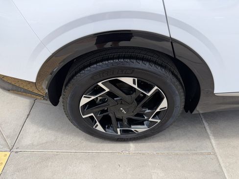 Used 2025 Kia Sportage SX FWD image 15