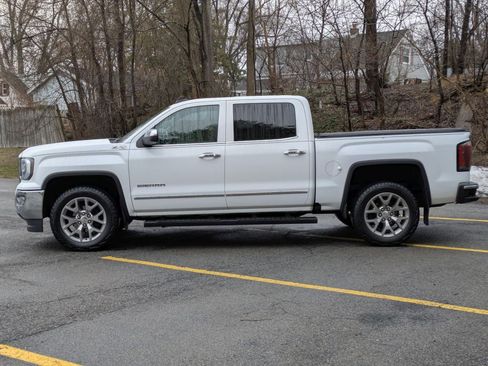 Used 2018 GMC Sierra 1500 SLT image 4