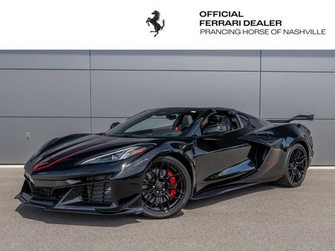 Used 2024 Chevrolet Corvette Z06 RWD image 1