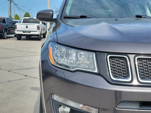 Used 2018 Jeep Compass Latitude w/ Popular Equipment Group image 7