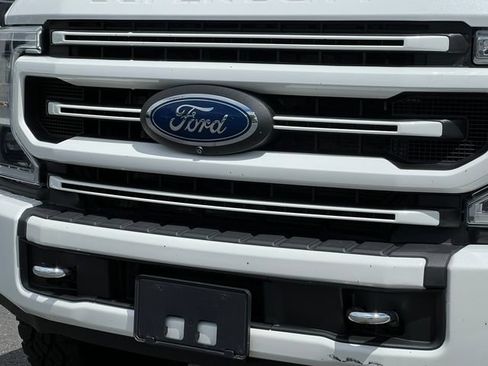 Certified 2022 Ford F250 Platinum w/ Tremor Off-Road Package AWD/4WD image 57