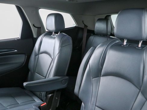 Used 2020 Buick Enclave Premium w/ Sun and Sites Package FWD image 26