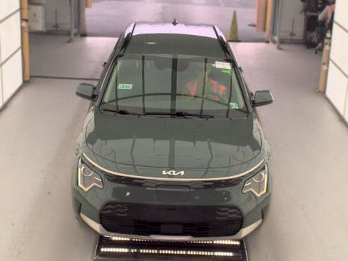 Used 2023 Kia Niro Wind FWD image 7