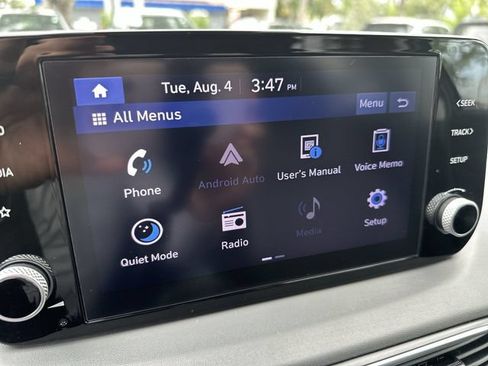 Used 2021 Hyundai Santa Fe SE FWD image 18
