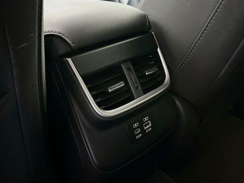 Used 2023 Subaru Outback Premium image 26