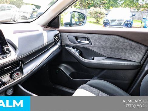 Used 2023 Nissan Rogue SV FWD image 37