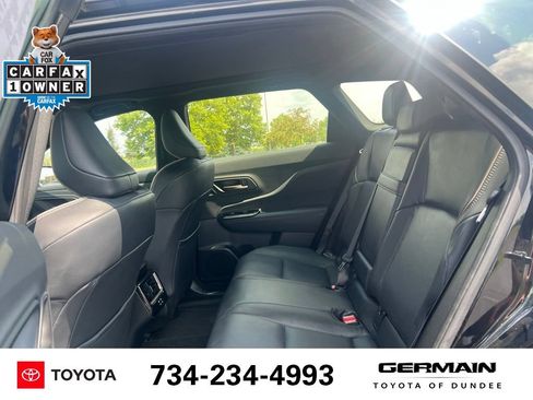 Used 2025 Toyota Crown Signia AWD/4WD image 18