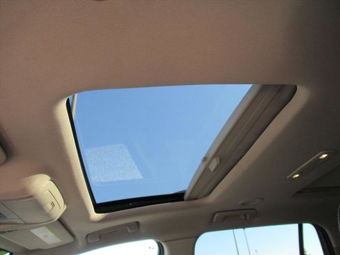 Used 2019 GMC Acadia Denali w/ Technology Package image 22