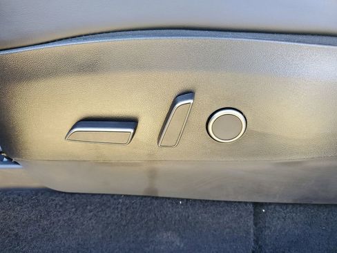 Used 2021 Tesla Model Y Long Range image 24