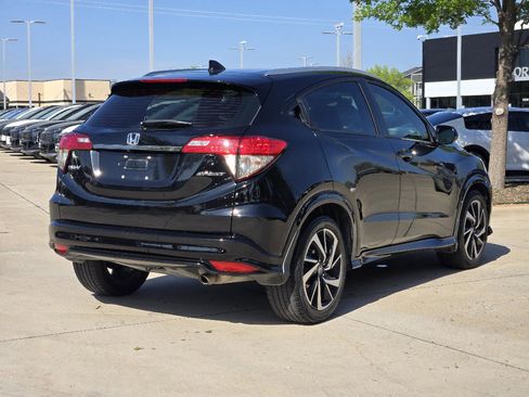 Used 2019 Honda HR-V Sport image 4