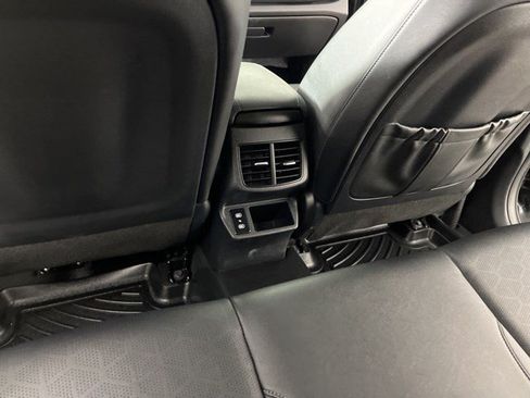 Used 2024 Kia Seltos EX AWD/4WD image 41