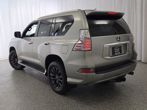 Used 2023 Lexus GX 460 Premium image 17
