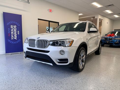 Used 2017 BMW X3 xDrive35i image 3