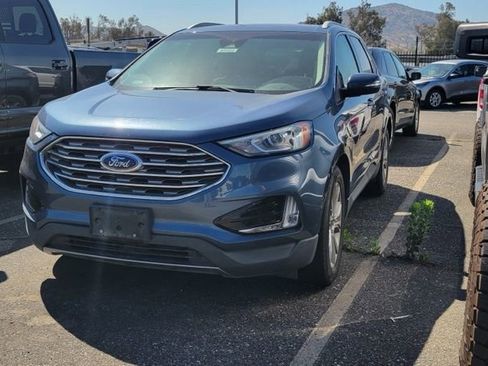 Used 2019 Ford Edge Titanium image 1