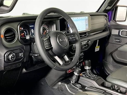 New 2026 Jeep Gladiator Mojave image 8