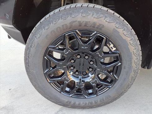 New 2026 GMC Hummer EV 4x4 Crew Cab image 20