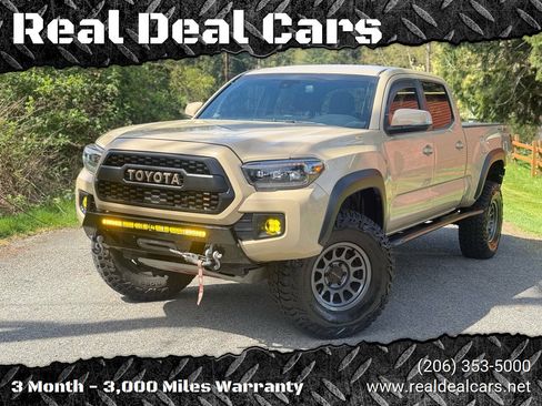 Used 2018 Toyota Tacoma TRD Off-Road AWD/4WD image 1