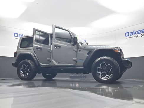 Used 2022 Jeep Wrangler Unlimited Rubicon 4xe w/ Cold Weather Group AWD/4WD image 61