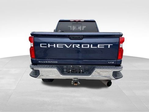 Used 2020 Chevrolet Silverado 2500 LTZ w/ LTZ Premium Package image 6