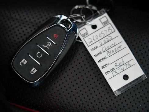 Used 2022 Chevrolet Blazer RS w/ Enhanced Convenience Package image 13