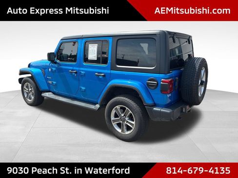 Used 2022 Jeep Wrangler Unlimited Sahara w/ LED Lighting Group AWD/4WD image 5