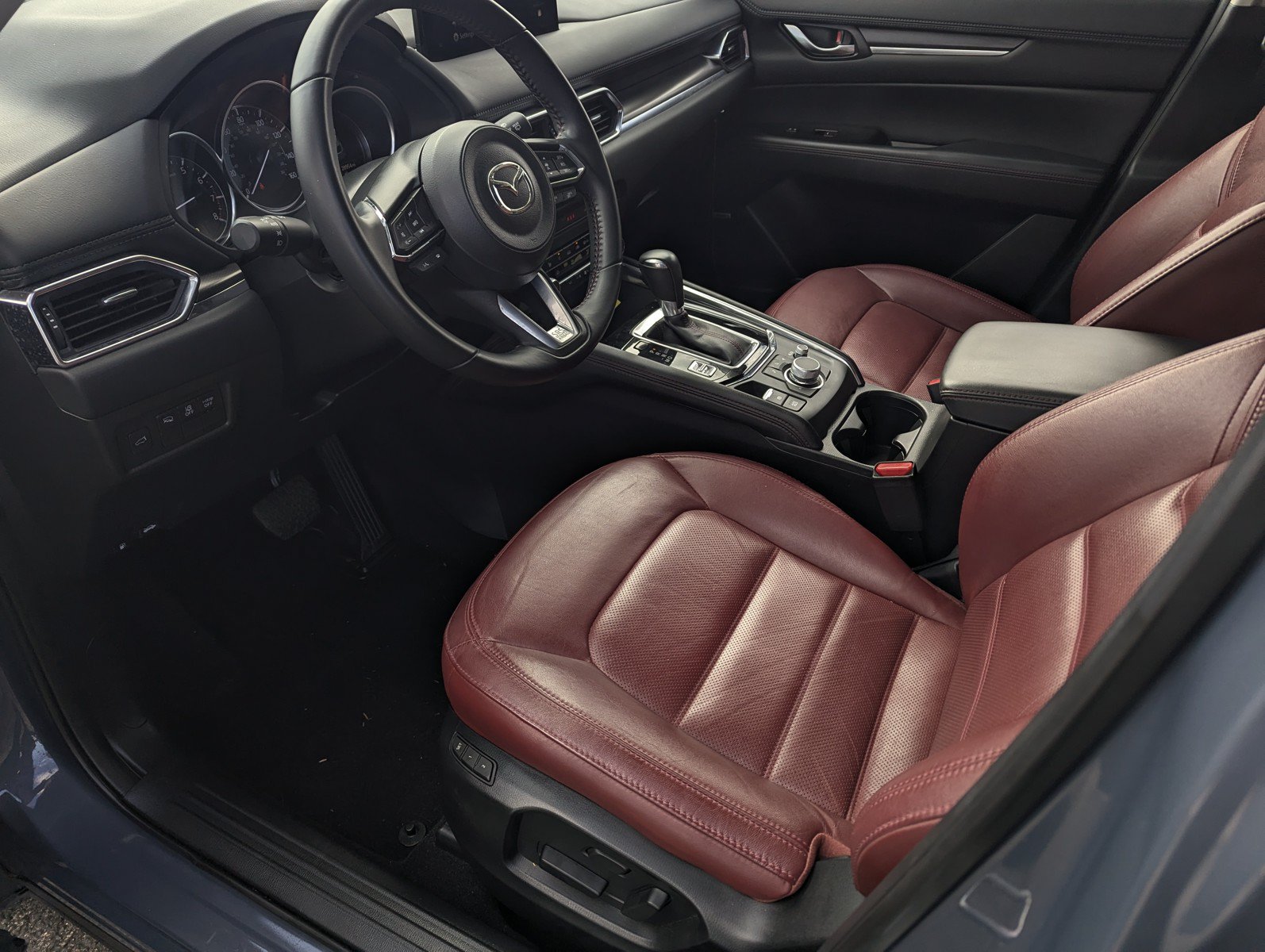 Certified 2024 MAZDA CX-5 Carbon Edition AWD/4WD image 9