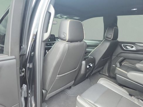 Used 2022 GMC Yukon SLT w/ SLT Premium Package RWD image 22