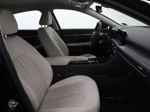 Certified 2026 Hyundai Sonata SEL image 11