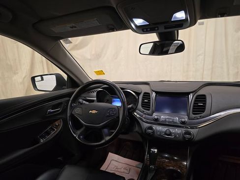 Used 2014 Chevrolet Impala LT FWD image 25