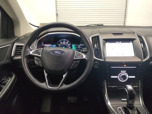 Used 2018 Ford Edge Titanium w/ Equipment Group 301A image 22