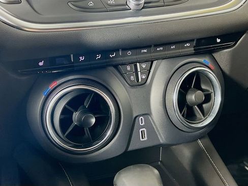 Used 2024 Chevrolet Blazer LT image 19