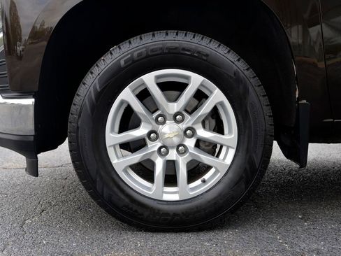 Used 2019 Chevrolet Silverado 1500 LT w/ All-Star Edition AWD/4WD image 10