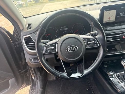 Used 2021 Kia Seltos SX w/ SX Sunroof Package AWD/4WD image 15