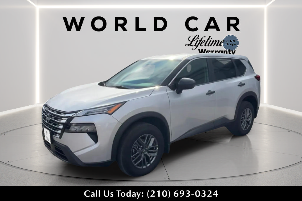 Used 2025 Nissan Rogue S FWD image 7