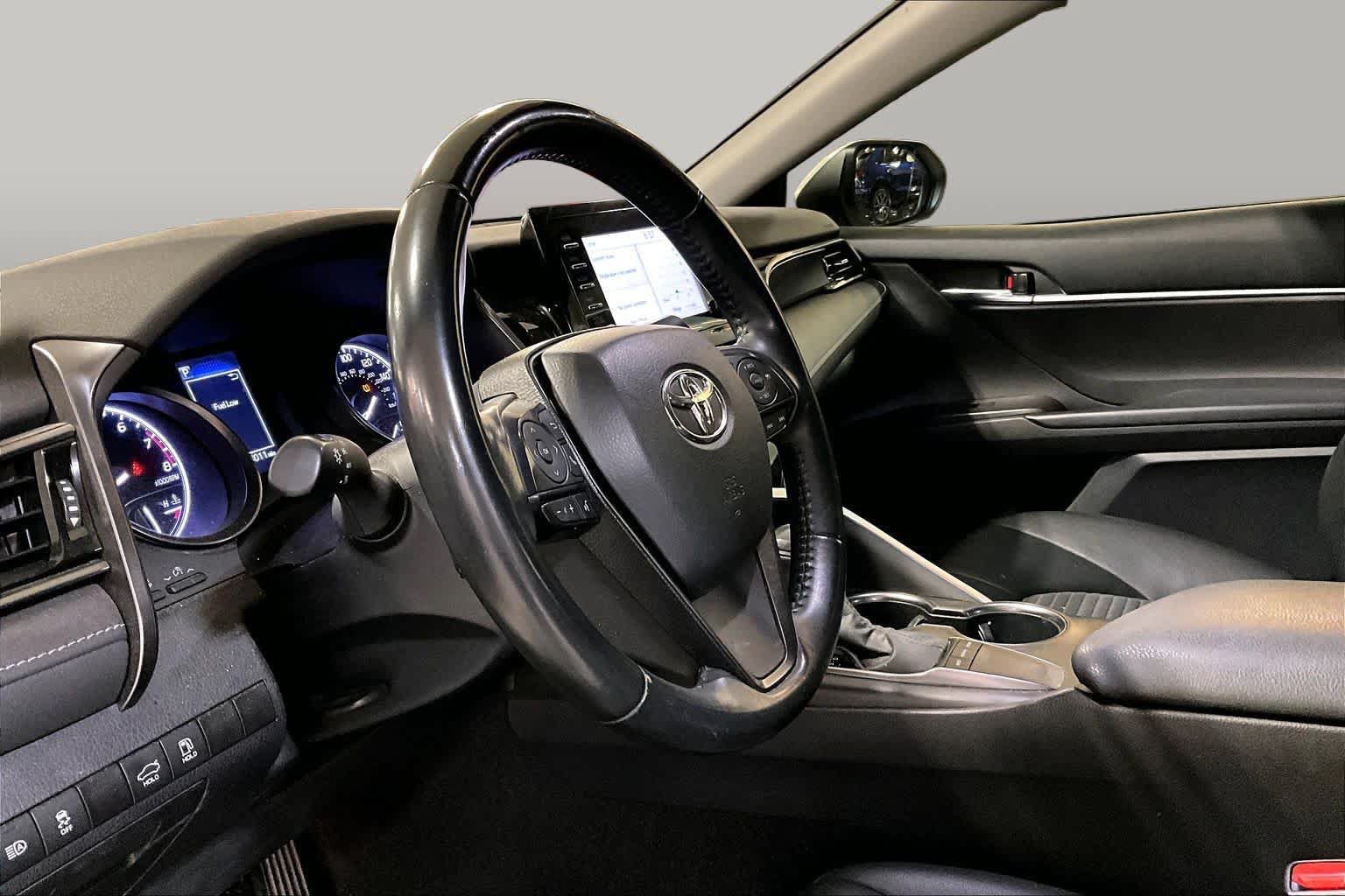 Used 2023 Toyota Camry SE FWD image 16