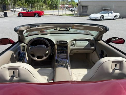 Used 2003 Chevrolet Corvette Convertible w/ Preferred Equipment Group1 image 19