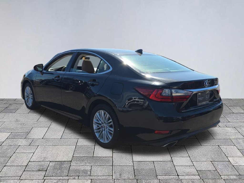 Used 2017 Lexus ES 350 w/ Accessory Package 2 FWD image 5